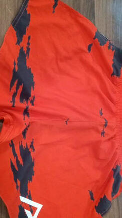 Red flow shorts / from $44